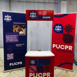 Roll Up e Balção Promocional PUCPR